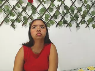 ASTRIDVAGINA18's Live Sex Cam Show