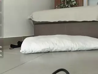 Dalila Sky's Live Sex Cam Show