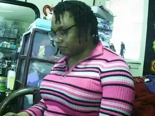 GardeniaFields's Live Sex Cam Show