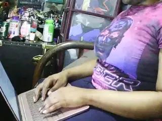 GardeniaFields's Live Sex Cam Show