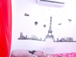 LINDAEBONY19's Live Sex Cam Show