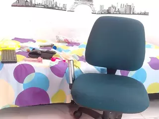 LINDAEBONY19's Live Sex Cam Show