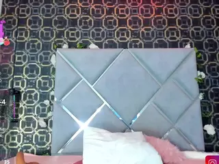 ZoeyMars's Live Sex Cam Show