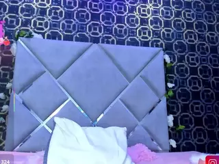 ZoeyMars's Live Sex Cam Show