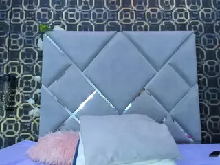ZoeyMars's Live Sex Cam Show