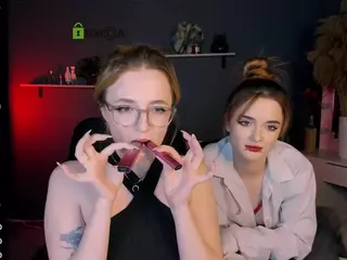 luna-berryy's Live Sex Cam Show