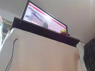 yaya-21's Live Sex Cam Show