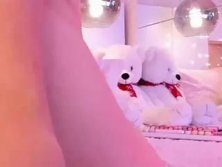 Sweett-Celestee's Live Sex Cam Show