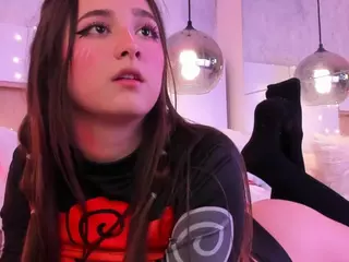 Sweett-Celestee's Live Sex Cam Show