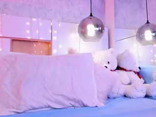 Sweett-Celestee's Live Sex Cam Show