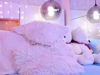 Sweett-Celestee's Live Sex Cam Show