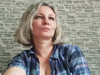 EdithManning's Live Sex Cam Show