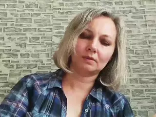 EdithManning's Live Sex Cam Show