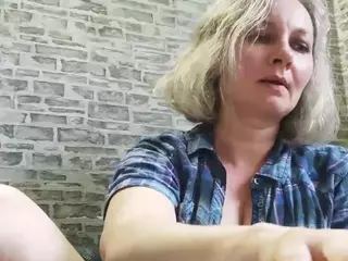EdithManning's Live Sex Cam Show