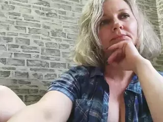 EdithManning's Live Sex Cam Show