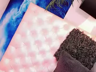 Niccolls-Princess's Live Sex Cam Show