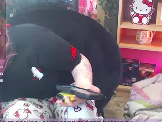squirtingstoner's Live Sex Cam Show