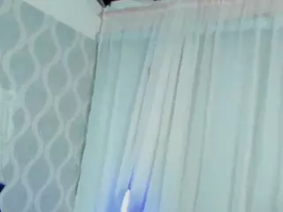 Aphrodite26's Live Sex Cam Show