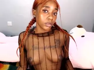 Zuri's Live Sex Cam Show