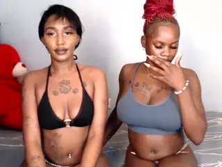 Kattiebirdie's Live Sex Cam Show