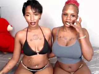 Kattiebirdie's Live Sex Cam Show