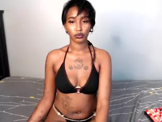 Kattiebirdie's Live Sex Cam Show
