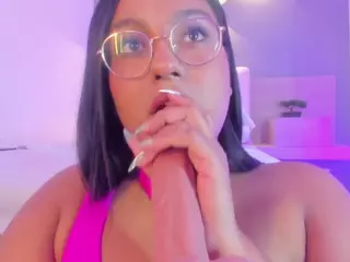 Ella-Montoya's Live Sex Cam Show