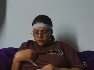 Michell-Rs's Live Sex Cam Show