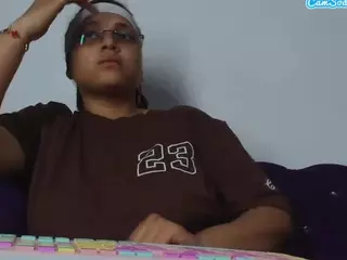 Michell-Rs's Live Sex Cam Show