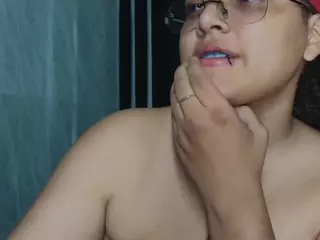 Michell-Rs's Live Sex Cam Show