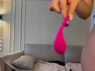 sashalong13's Live Sex Cam Show