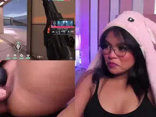 LilyLove1's Live Sex Cam Show