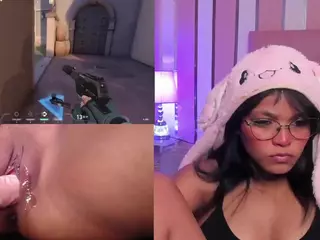 LilyLove1's Live Sex Cam Show