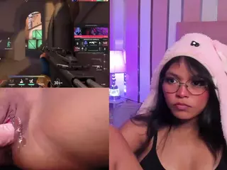 LilyLove1's Live Sex Cam Show