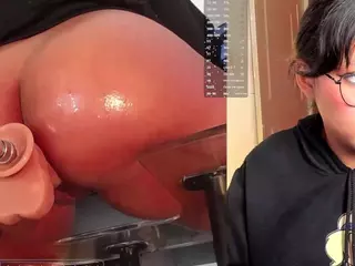 LilyLove1's Live Sex Cam Show