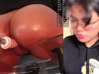 LilyLove1's Live Sex Cam Show