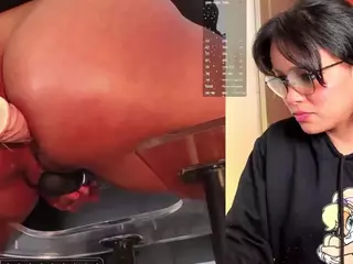 LilyLove1's Live Sex Cam Show