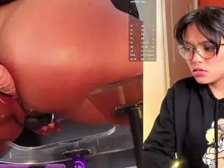 LilyLove1's Live Sex Cam Show