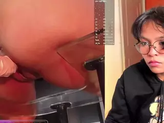 LilyLove1's Live Sex Cam Show