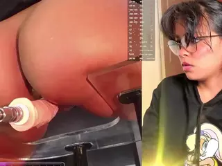 LilyLove1's Live Sex Cam Show