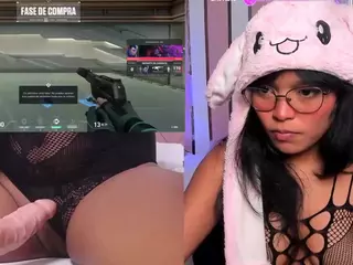 LilyLove1's Live Sex Cam Show