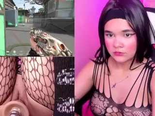 PetiteSally's Live Sex Cam Show