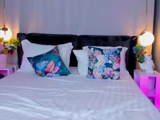 1CarlaWhite's Live Sex Cam Show