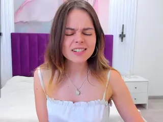 KellyCuutie's Live Sex Cam Show