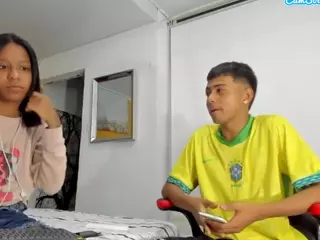 khloe-smith-1's Live Sex Cam Show
