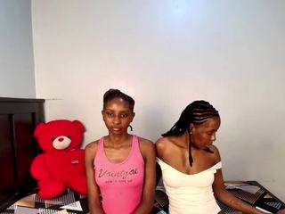Live cam show with Niya