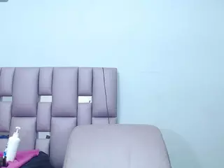 Meiryn's Live Sex Cam Show