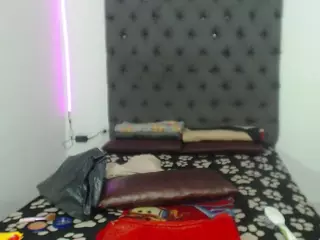 lucianadolll's Live Sex Cam Show