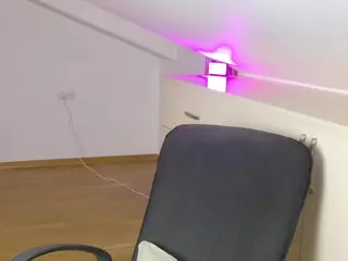 Shadow-Striker's Live Sex Cam Show