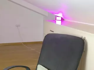 Shadow-Striker's Live Sex Cam Show